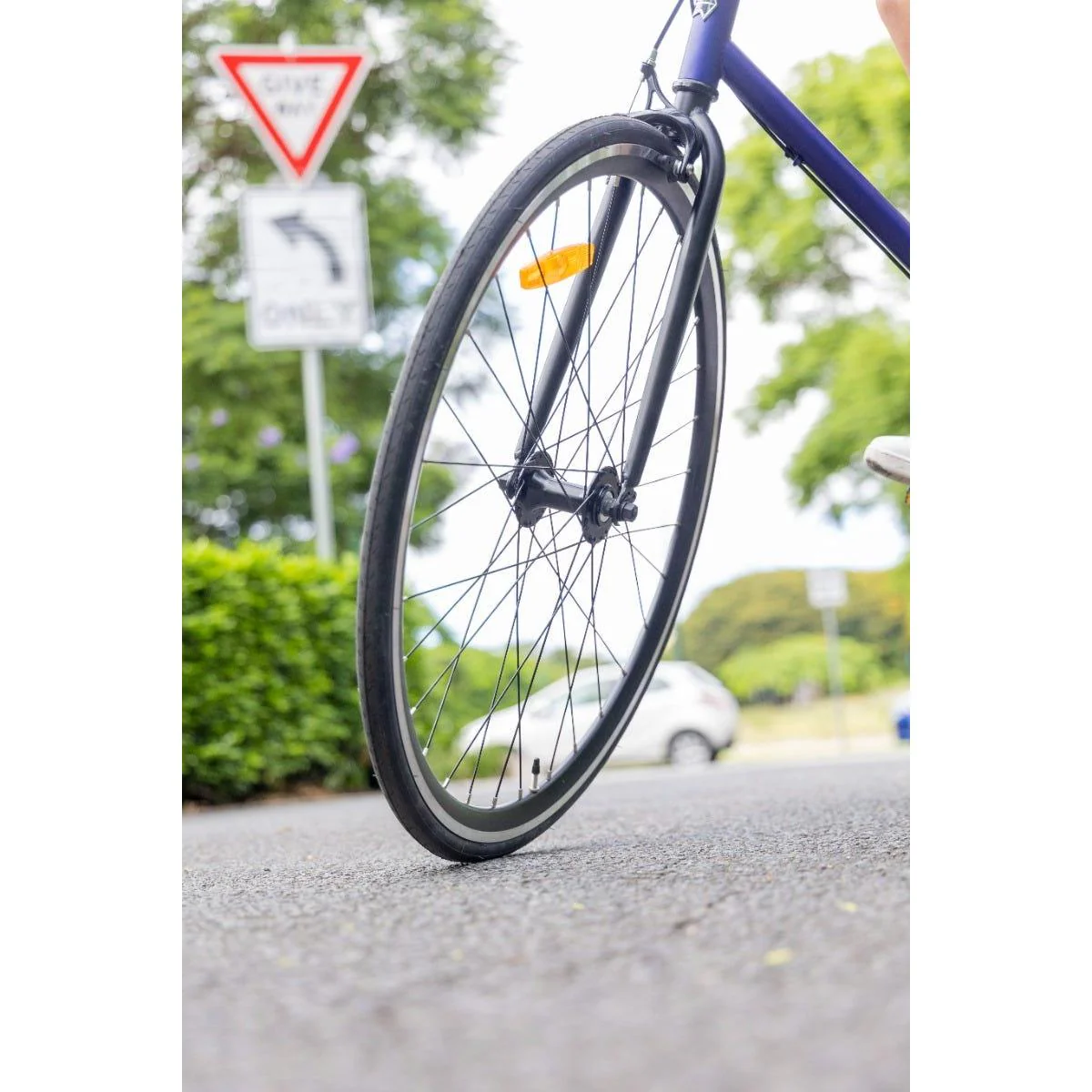 Pedal Messenger 3 Berlin Flat Bar Road Bike Midnight Blue - Image 13