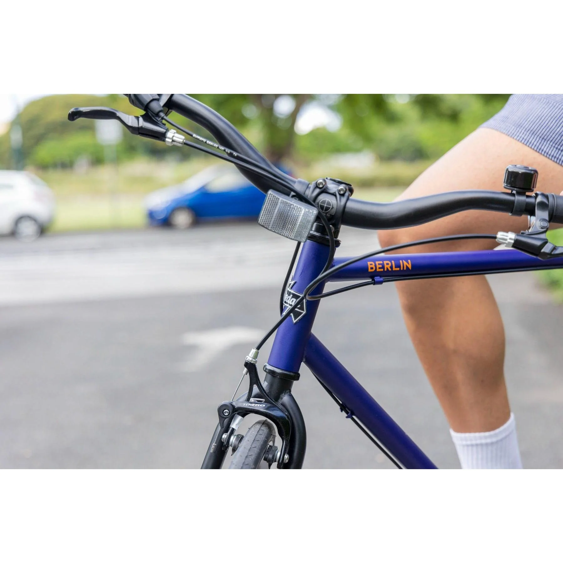 Pedal Messenger 3 Berlin Flat Bar Road Bike Midnight Blue - Image 14