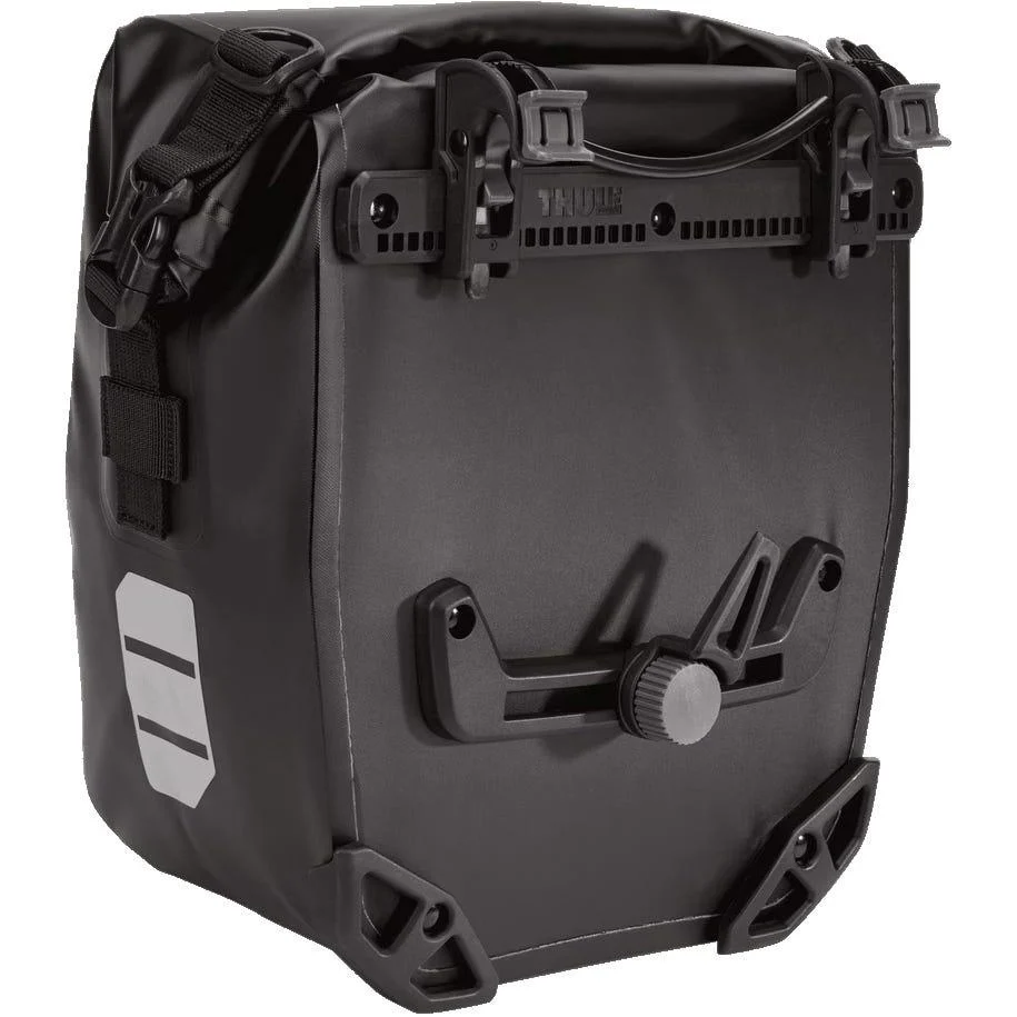 Thule Shield Pannier Bags 13L 2-Pack Black - Image 5