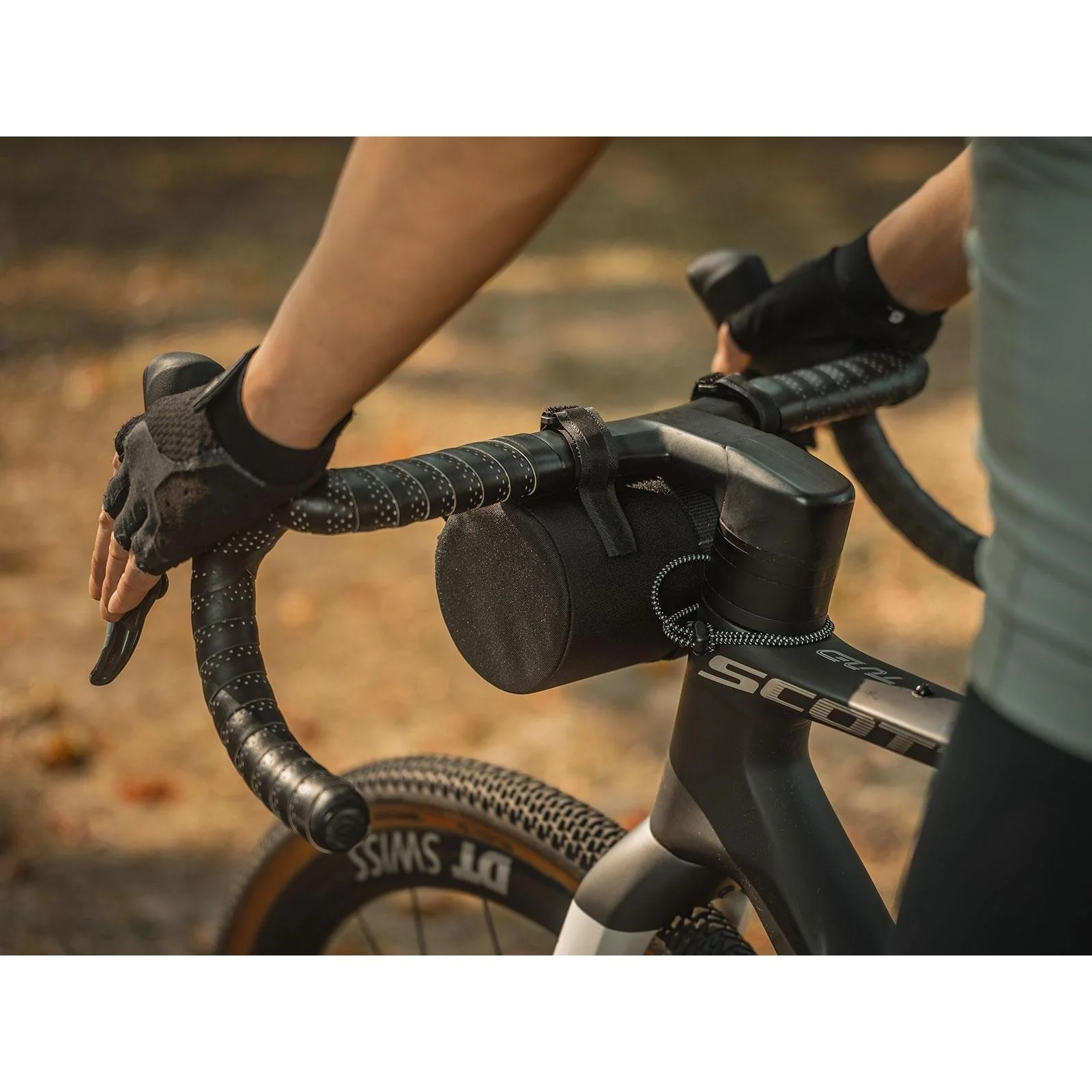 Topeak Tubular Barbag Slim Handlebar Bag 1.5L Black - Image 9